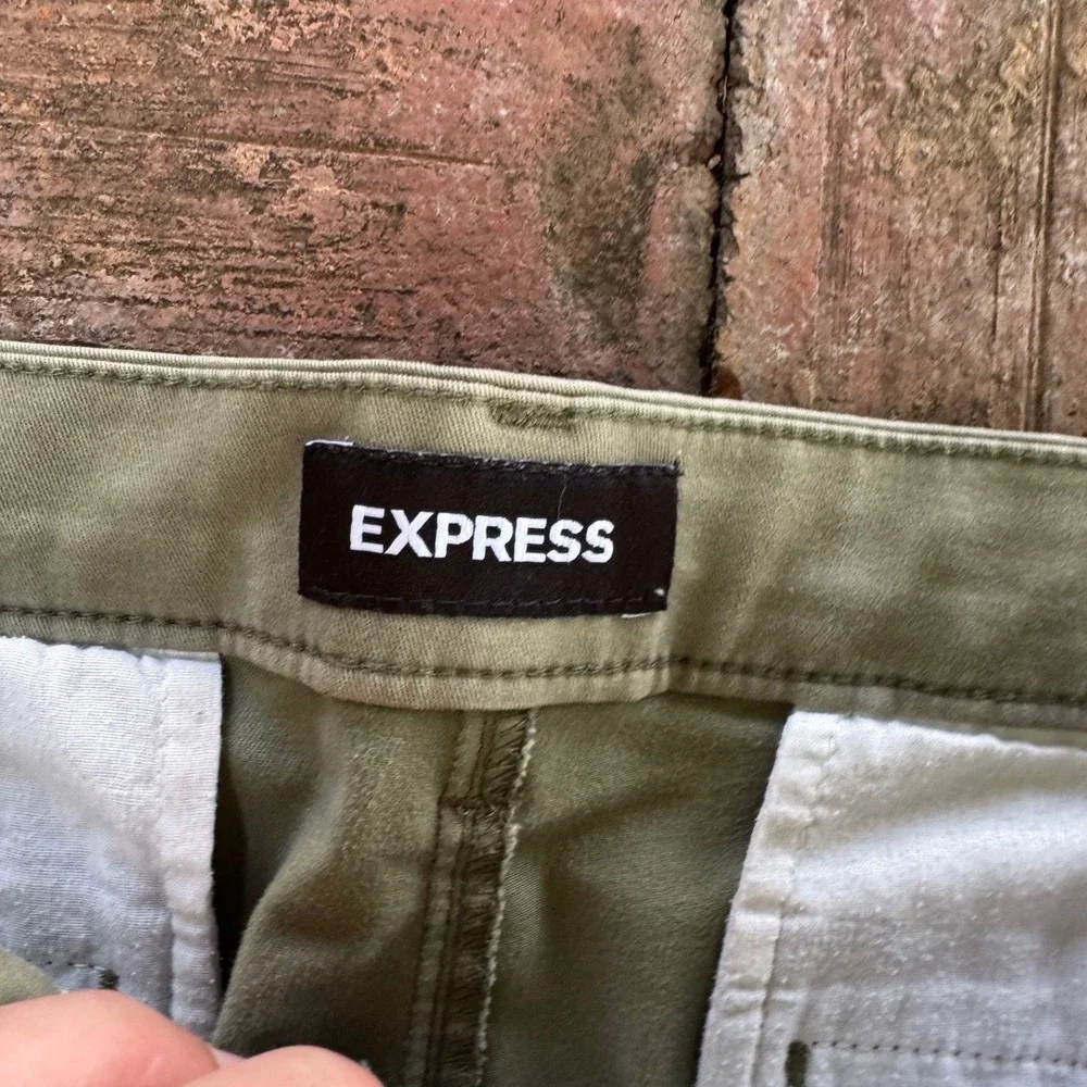 Express Mens Olive Green Chino Pants Straight Leg Flat Front Casual pants  34x28